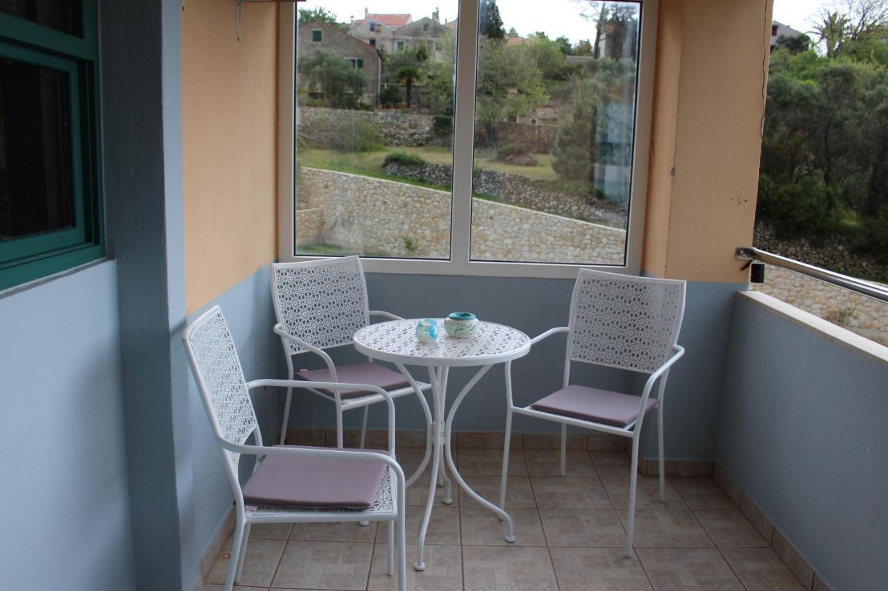 Apartment Lilly Nerezine Dış mekan fotoğraf